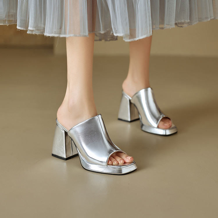 W lato 2026 nowe damskie sanda – Women Fashion Simple recenzja i cena